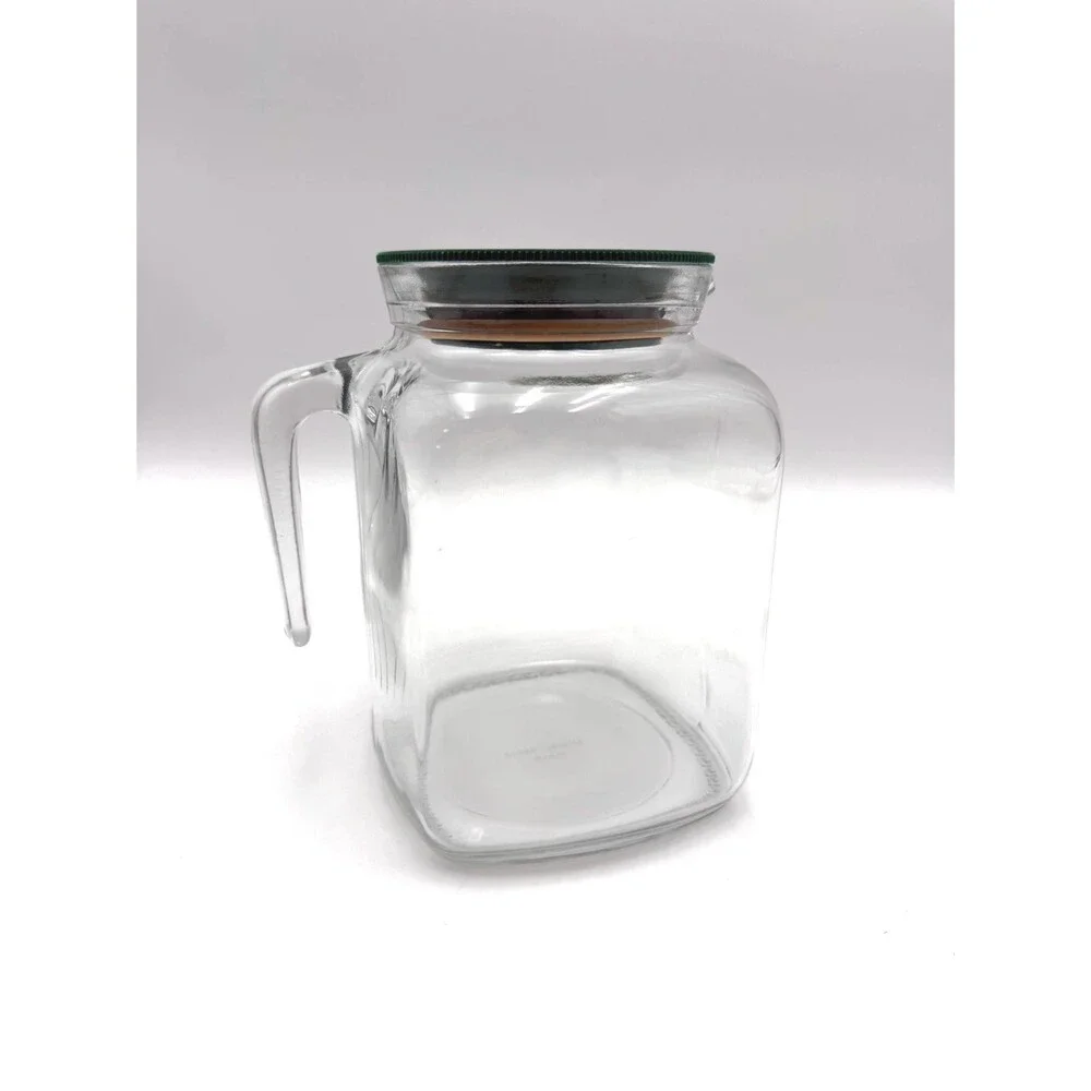 Bormioli Rocco Italian Water Pitcher w/ Tight Seal Lid